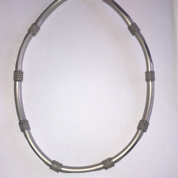 Elegant Silver Tone Boho Necklace - Picture 4 of 8